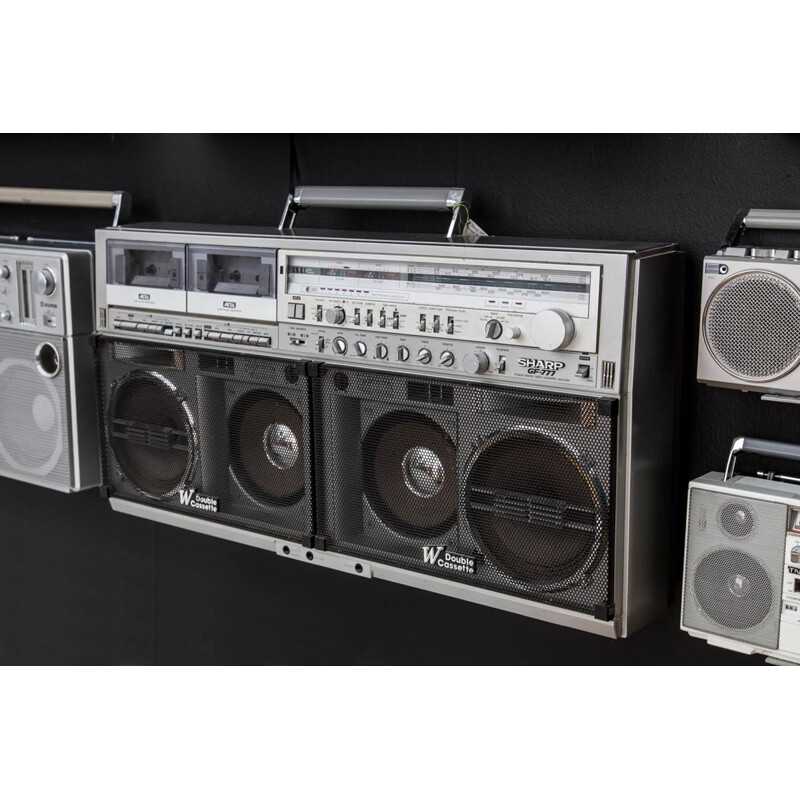 Vintage collection of 27 boomboxes - 1980s