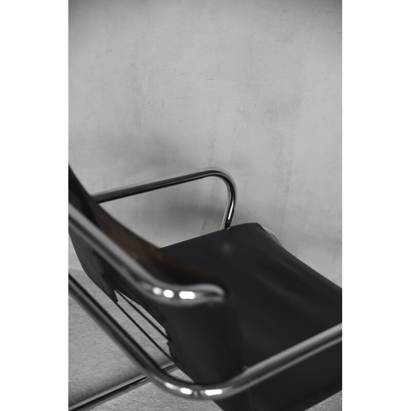 Vintage German leather cantilever chrome-plated tubular steel Bauhaus chair by Franco Albini for Tecta, 1950s