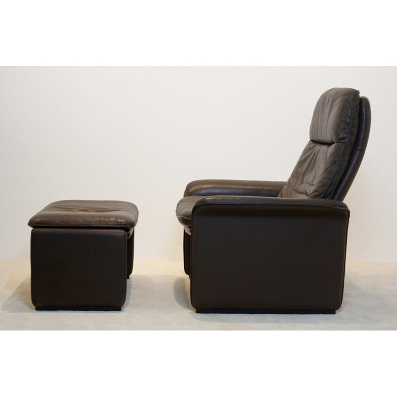 De Sede "DS-50" adjustable lounge chair and its ottoman - 1970s