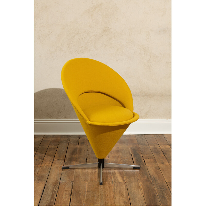 Vintage chair model "Cone Chair" by Verner Panton for Plus-linje