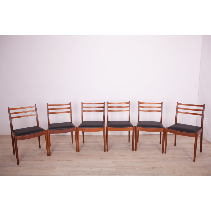 Set of 6 vintage teak and black leather dining chairs by Victor Wilkins for G-Plan, 1960s