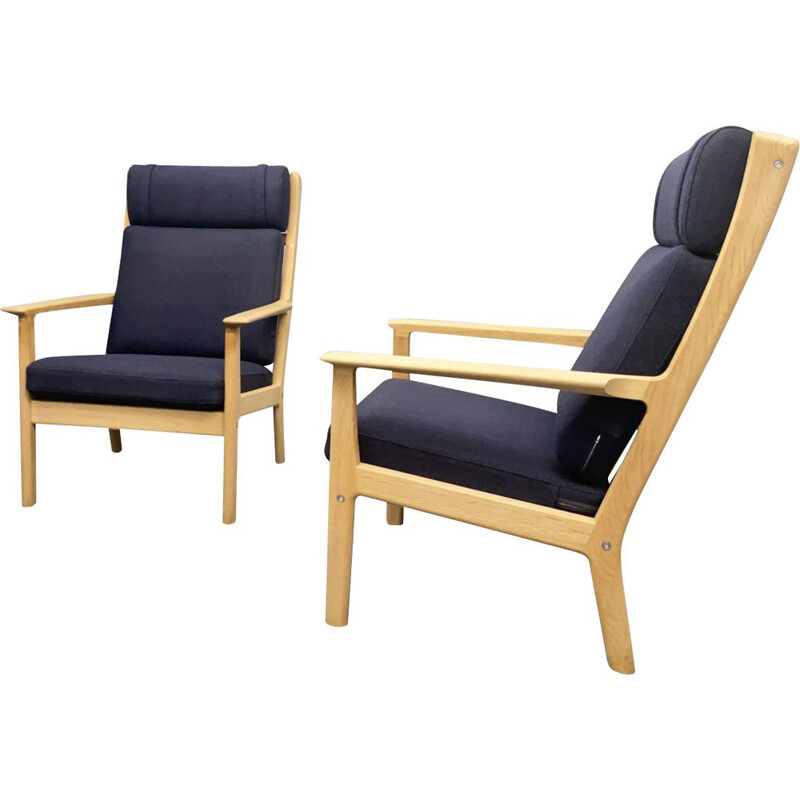 Pair of vintage armchairs in oakwood by Hans J. Wegner for Getama, Denmark 1960s