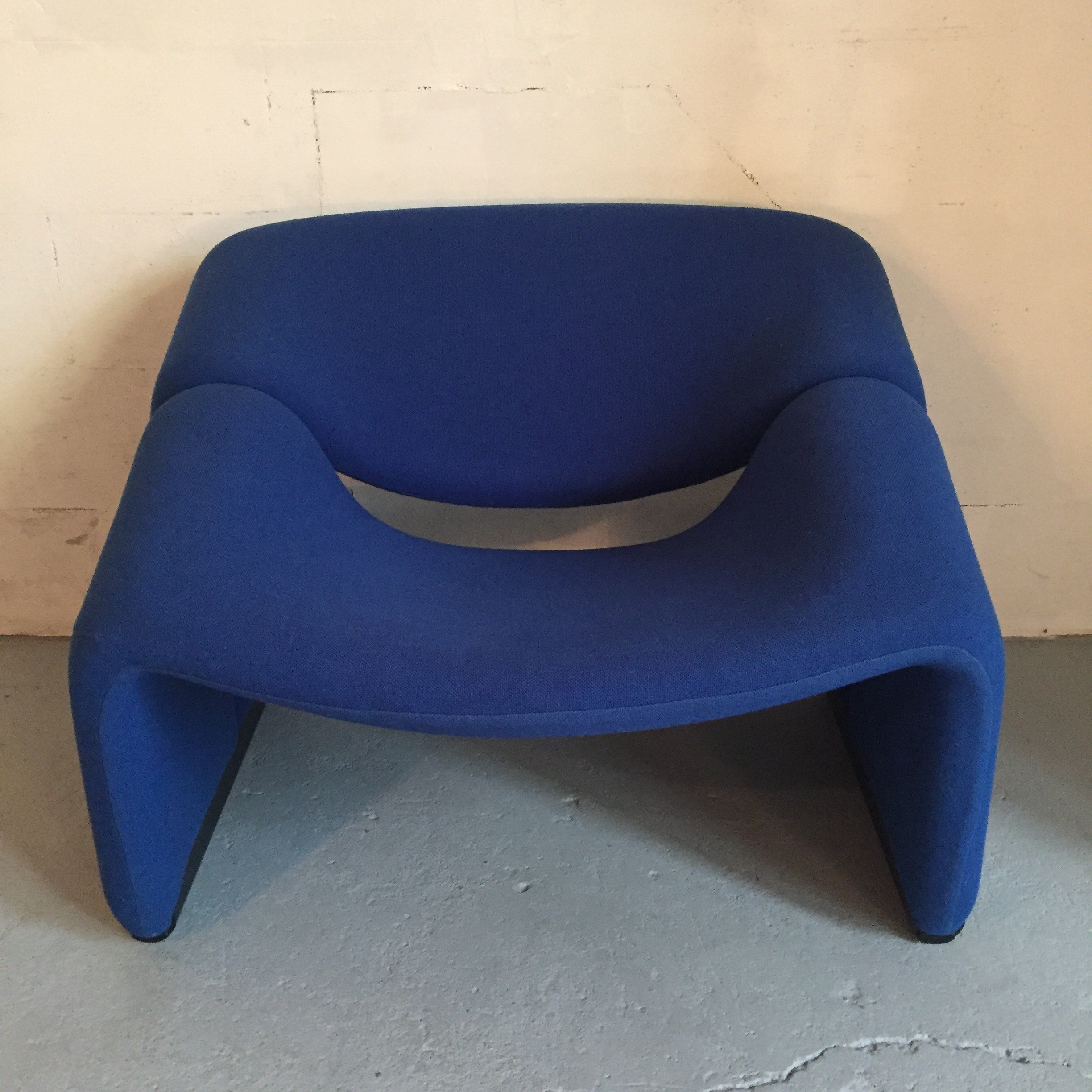 Blue Artifort "Groovy" chair, Pierre PAULIN 1970s