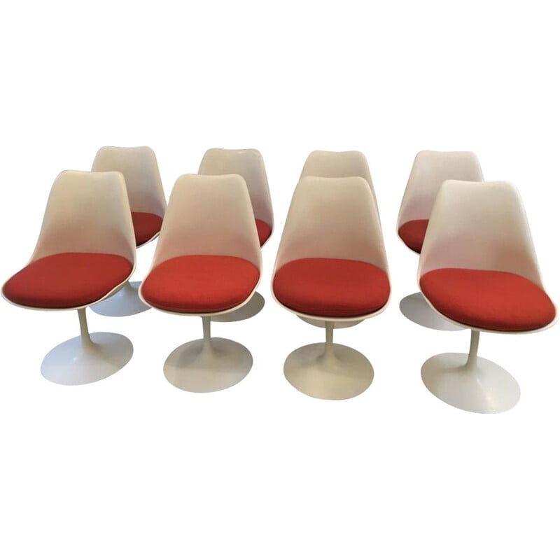 Set of 8 vintage tulip chairs by Eero Saarinen for Knoll International, 1970