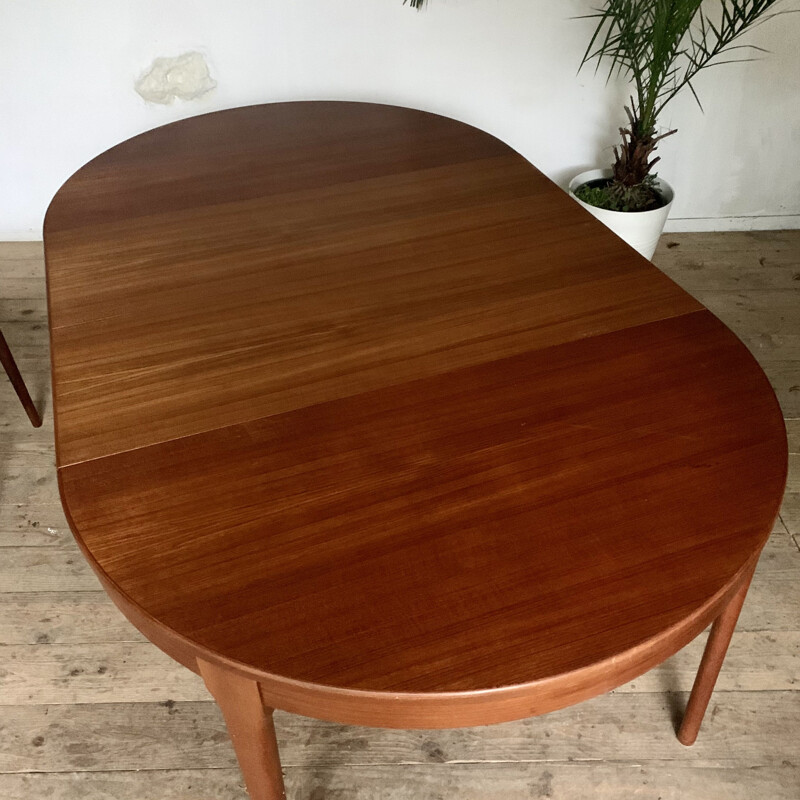 Scandinavian vintage round table in teak for Tricoire and Vecchione, 1960