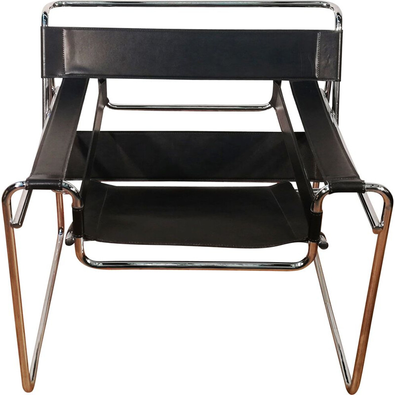 Vintage Wassily B3 armchair in leather and aluminium by Marcel Breuer for Gavina