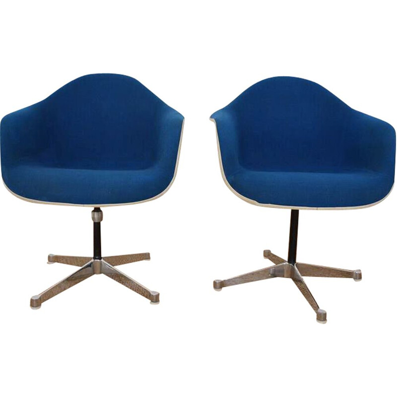 Pair of vintage swivel armchairs by Charles and Ray Eames for Herman Miller, 1960