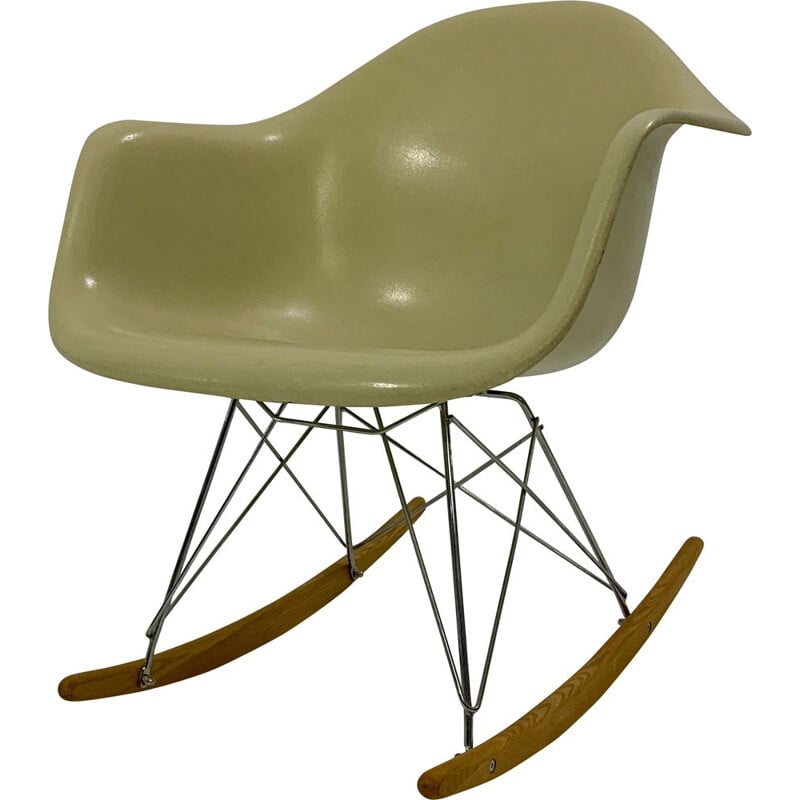 Vintage rocking chair by Charles & Ray Eames for Vitra