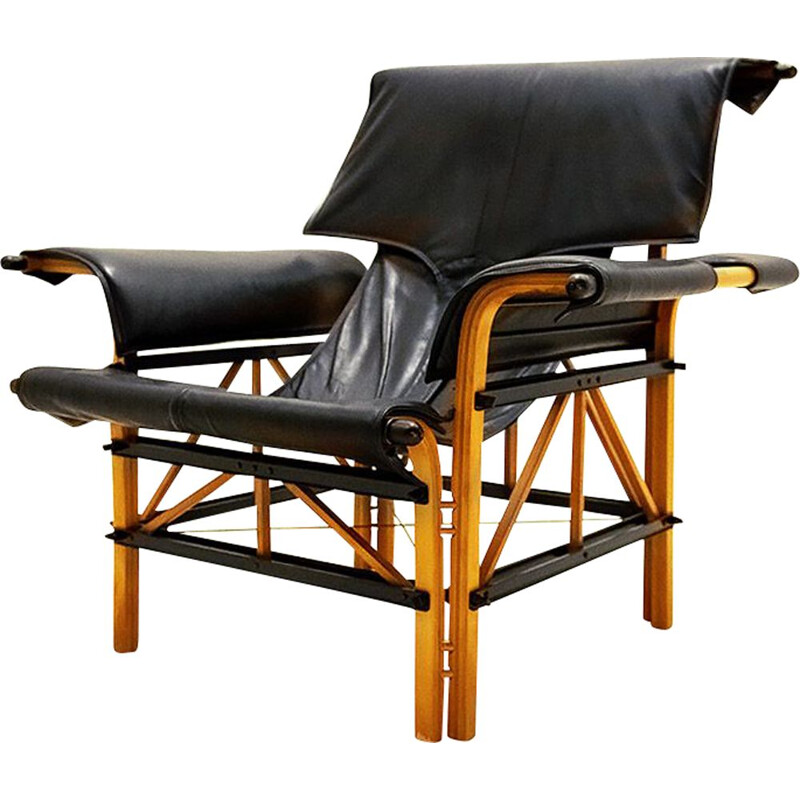 Vintage Italian black leather and wood armchair by Bernini