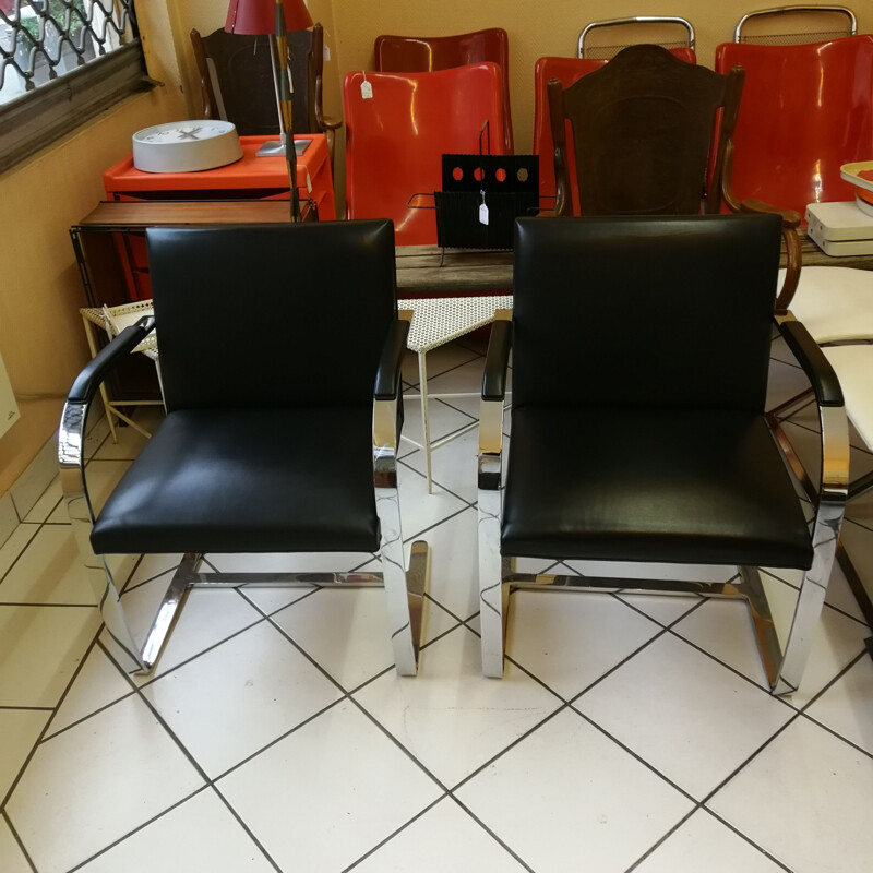 Set of 3 vintage armchairs "Brno" in black leather