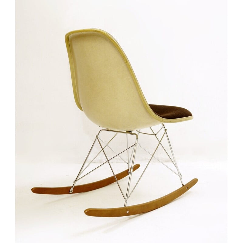Vintage rocking chair by Charles & Ray Eames for Herman Miller