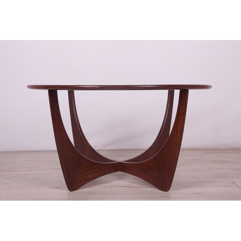 Vintage round teak Astro coffee table by Victor Wilkins for G-Plan, 1950s