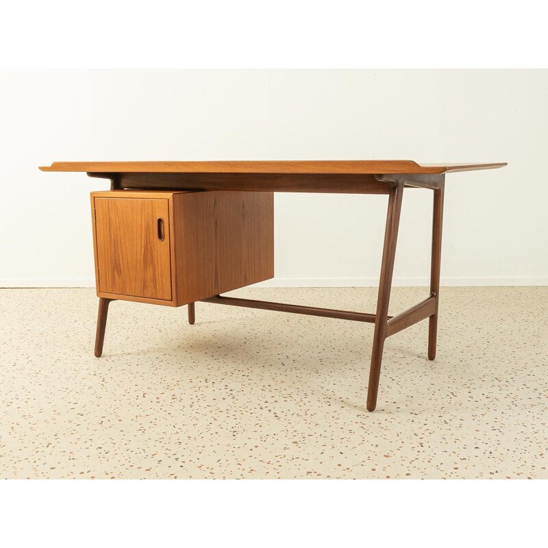 Vintage teak desk by Arne Vodder for Vamo Sønderborg, Denmark 1960s