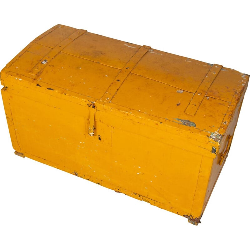 Vintage yellow trunk with opening top, 1950s
