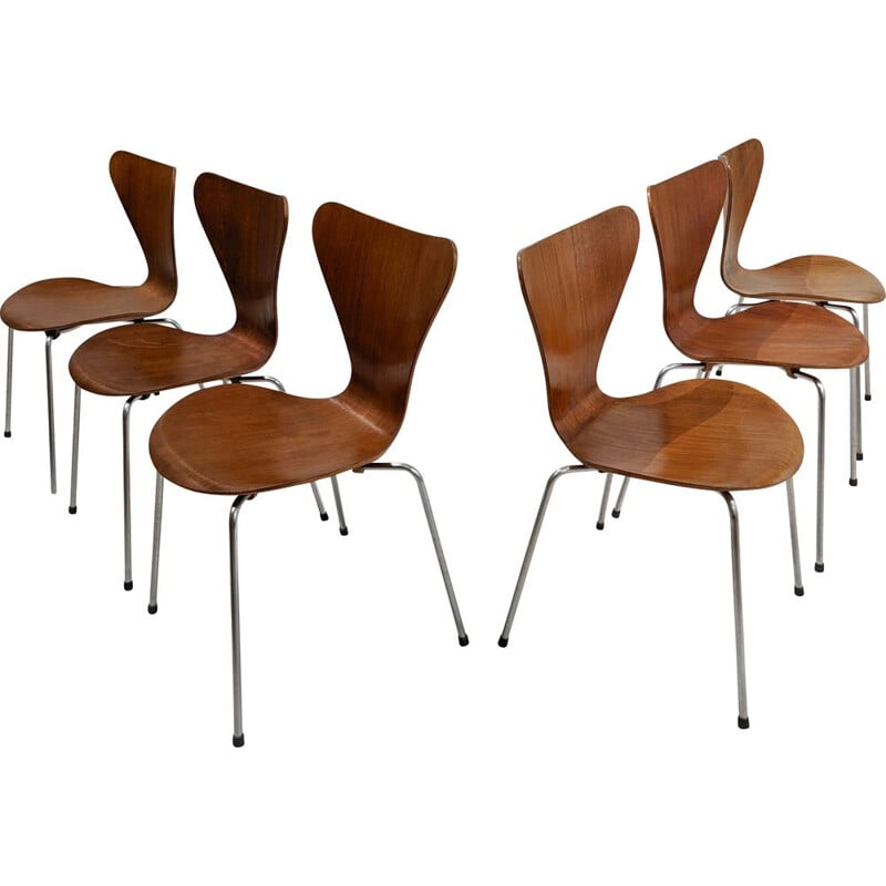 Set of 6 vintage "Serie 7" chairs by Arne Jacobsen for Fritz Hansen, 1950
