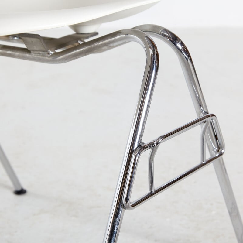 Mid-century DSS-N stackable chair by Charles & Ray Eames for Vitra