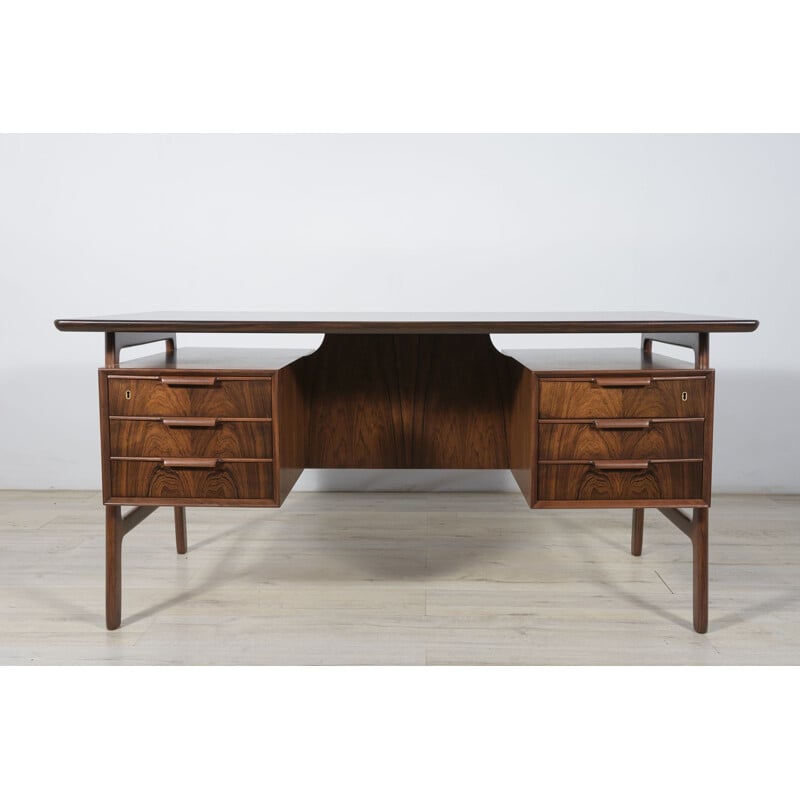 Vintage model 75 rosewood desk by Omann Jun