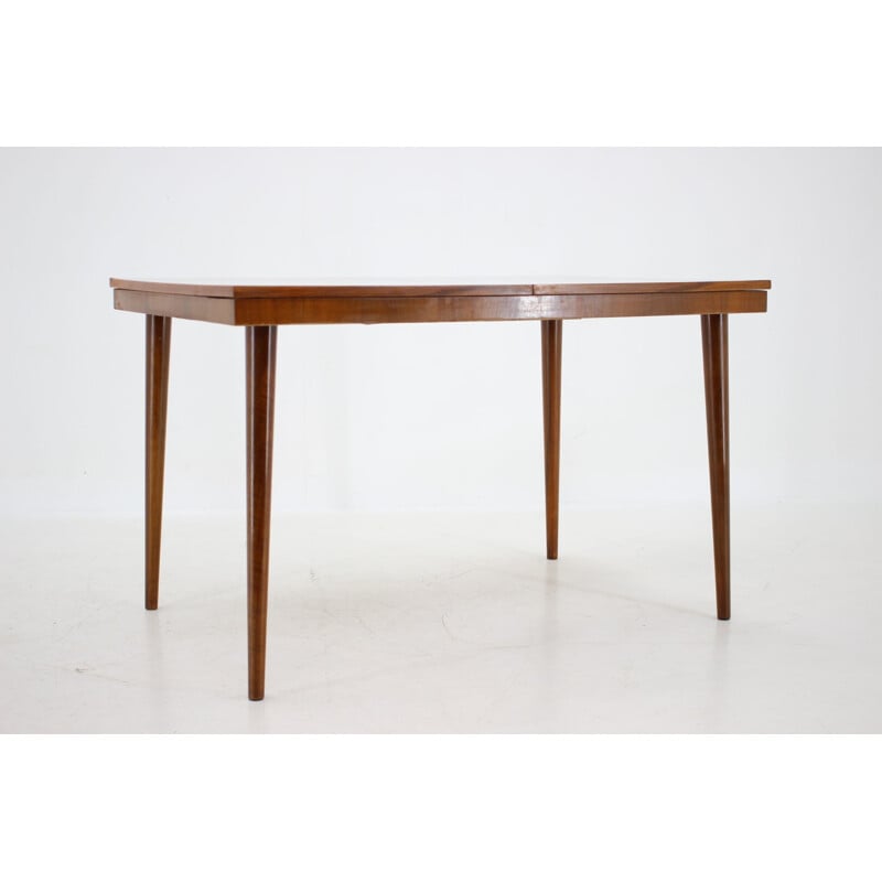 Vintage walnut extendable dining table in gloss finish, Czechoslovakia 1960s