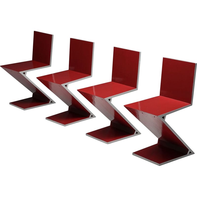 Vintage red laquer Zig Zag chair by Gerrit Rietveld for Cassina, Italy 1934