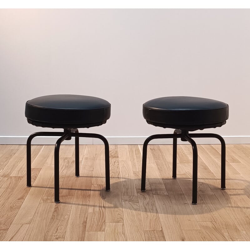 Vintage Lc8 stool in leather and metal by Charlotte Perriaud for Cassina