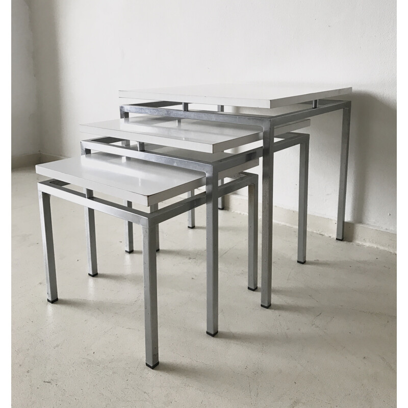 Set of three white nesting tables in metal - 1960s