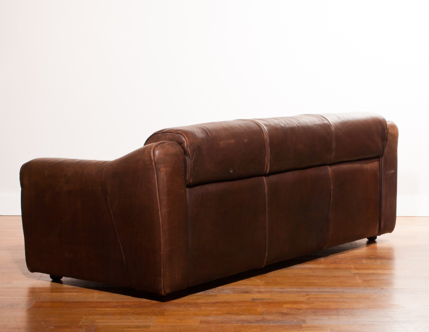 buffalo leather sofa uk