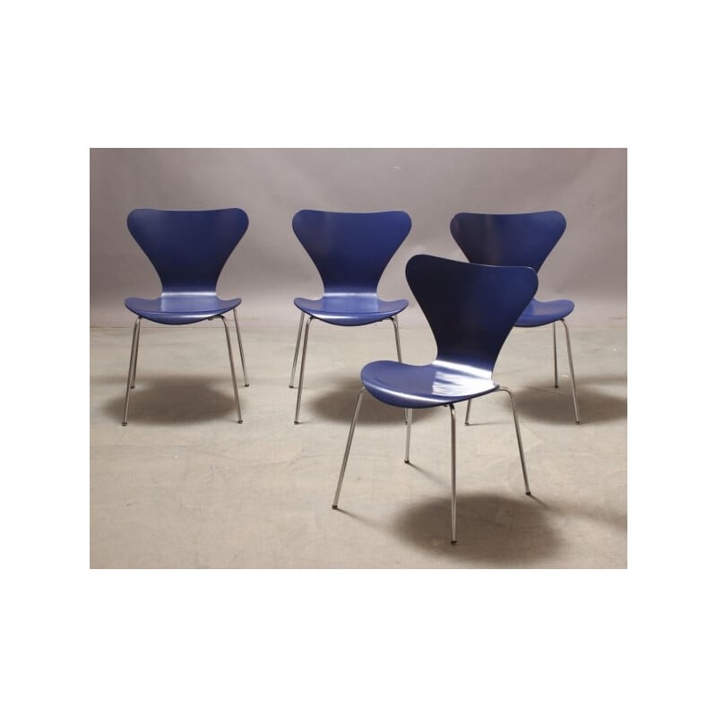 3107 model Scandinavian chairs, Arne JACOBSEN - 1960s