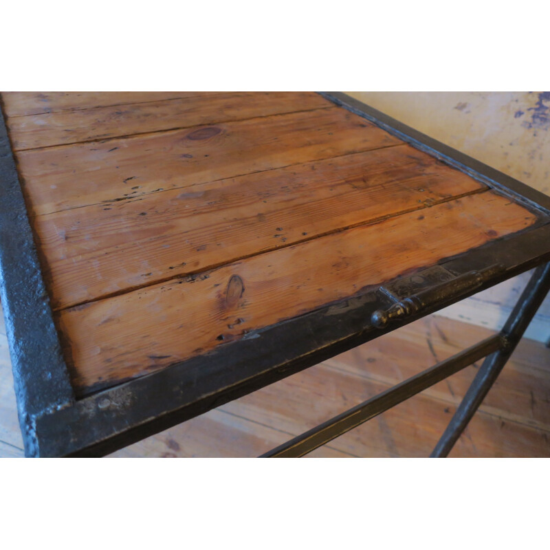 Vintage industrial table in iron and wood - 1960s