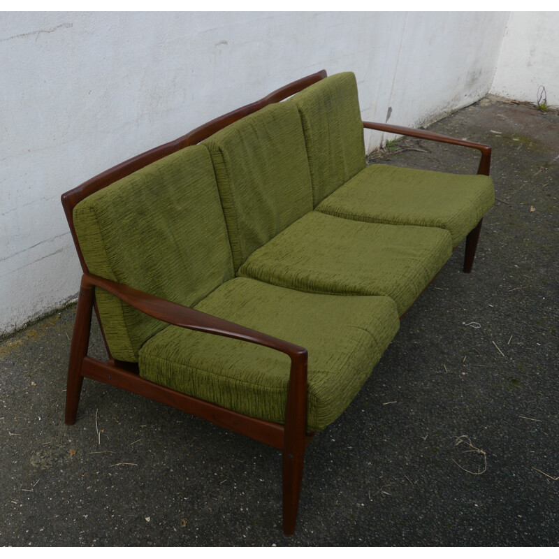Scandinavian sofa in teak and green velvet - 1960s