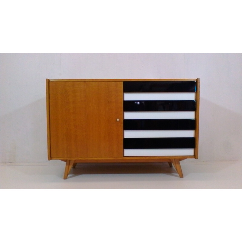 Vintage chest of drawers in oakwood by Jiří Jiroutka - 1960s