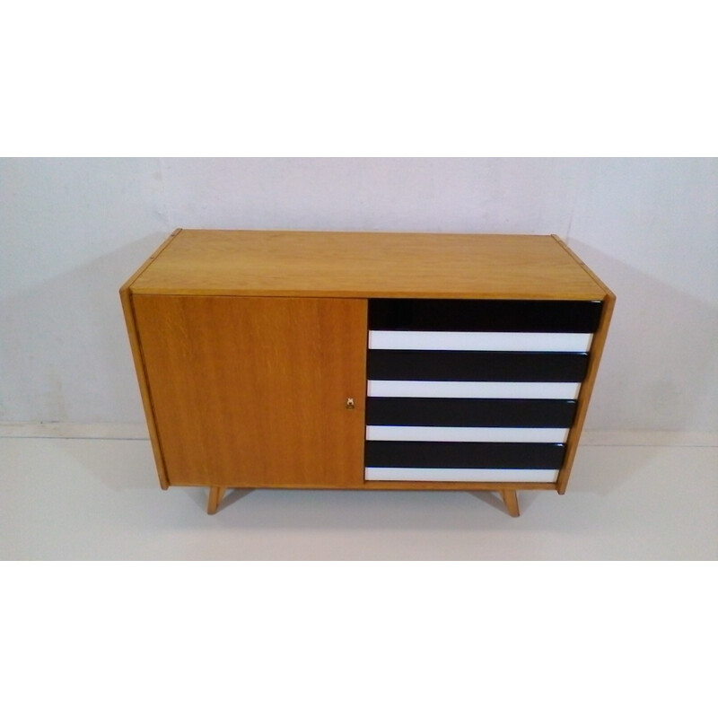 Vintage chest of drawers in oakwood by Jiří Jiroutka - 1960s