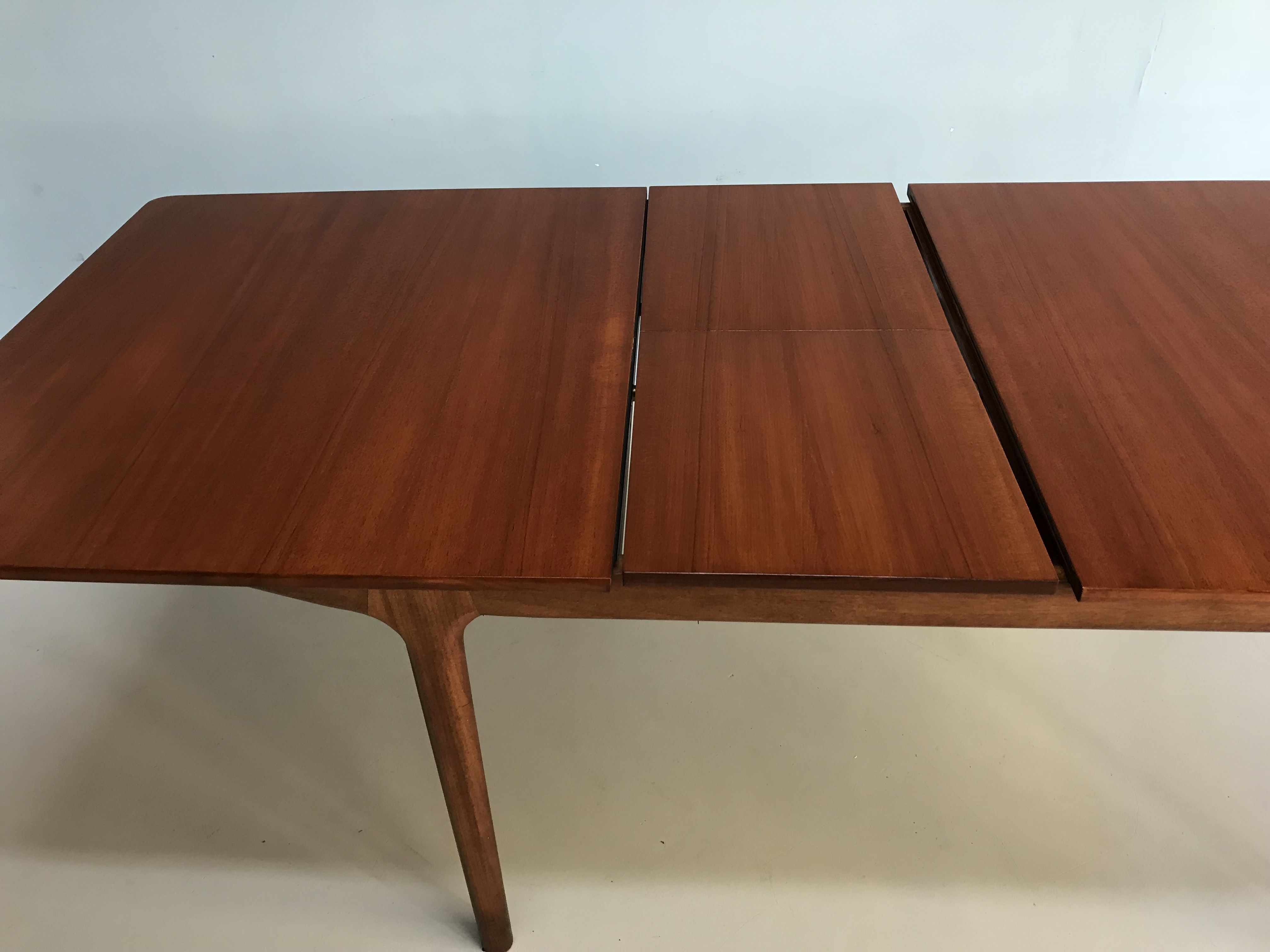 Teak Dining Table For Indoor Use: A Classic Choice