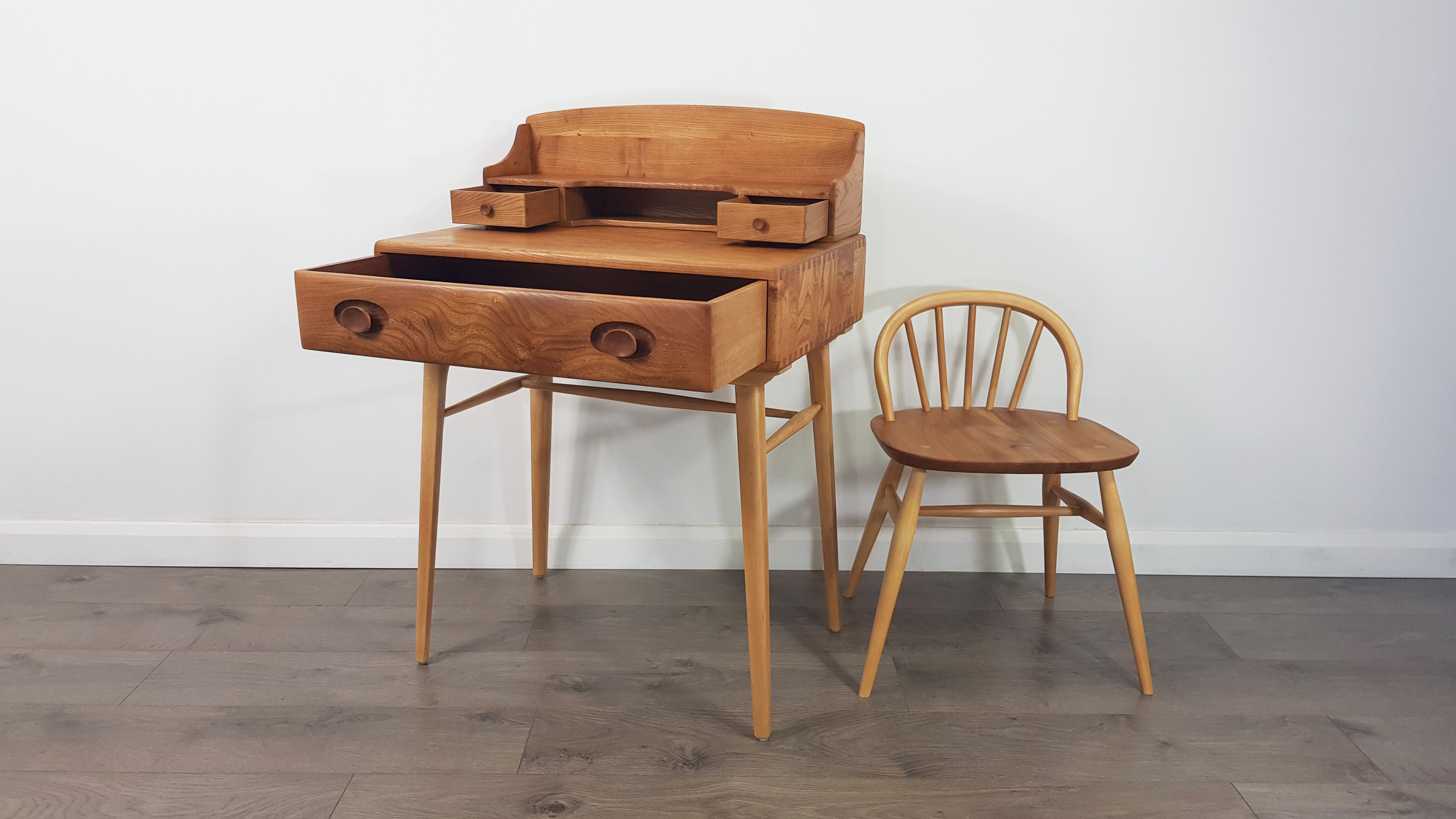 Vintage writing desk and chair by Lucian Ercolani for