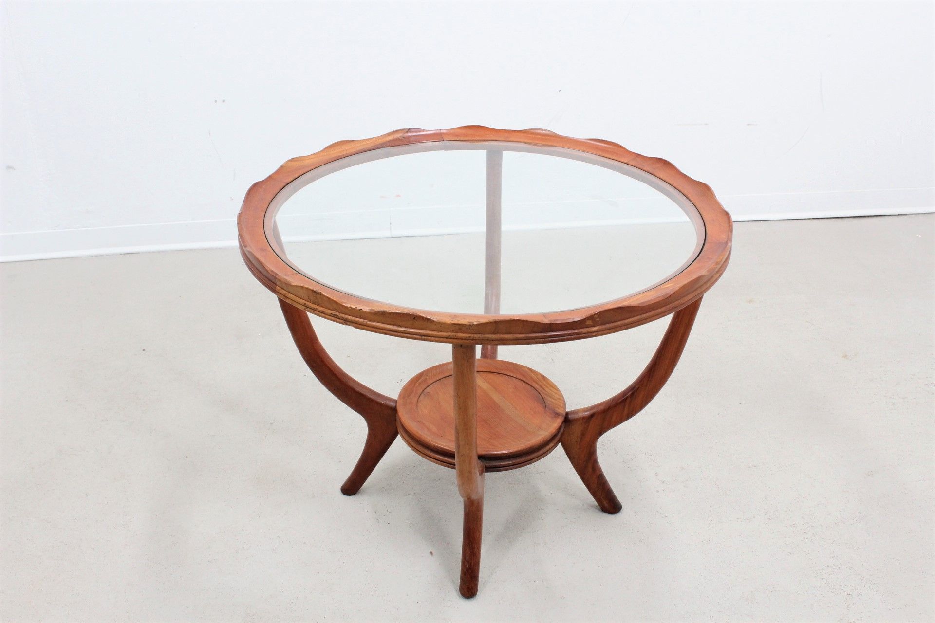 Vintage Round Italian Coffee Table In, Vintage Round Side Table With Drawer