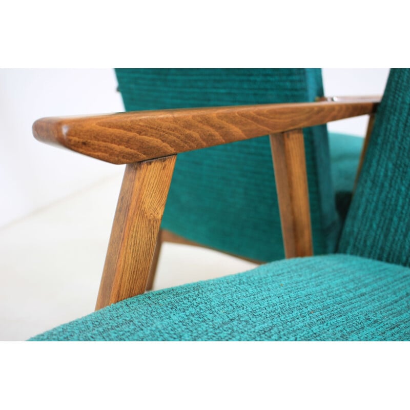 Pair of green armchairs made of oak
