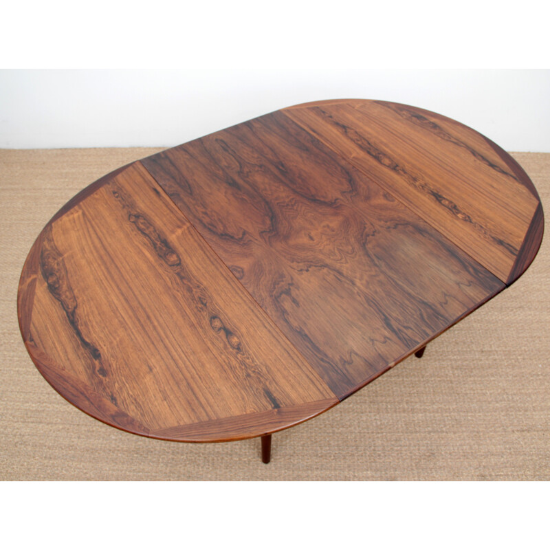 Vintage round table in rosewood