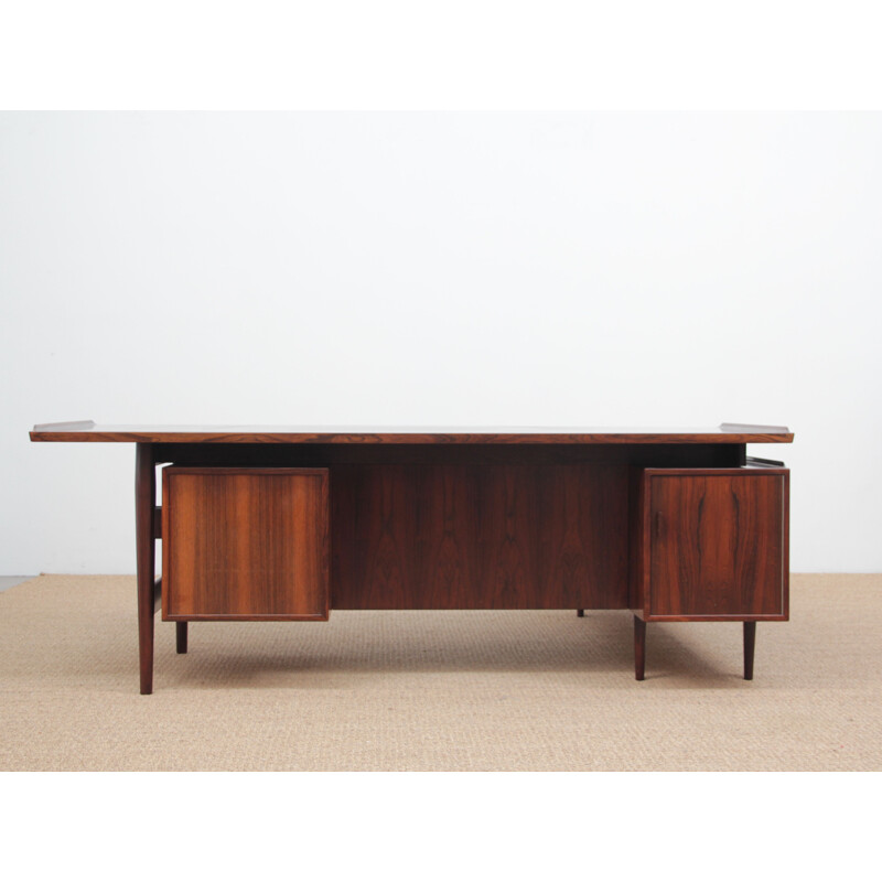 Executive desk in Rio rosewood by Arne Vodder