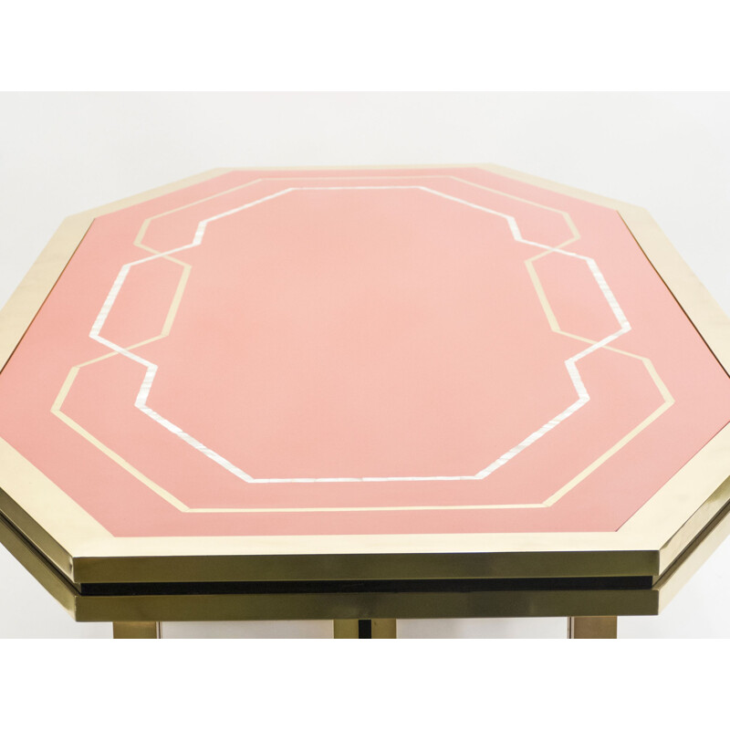 Vintage red lacquered table in brass 1970