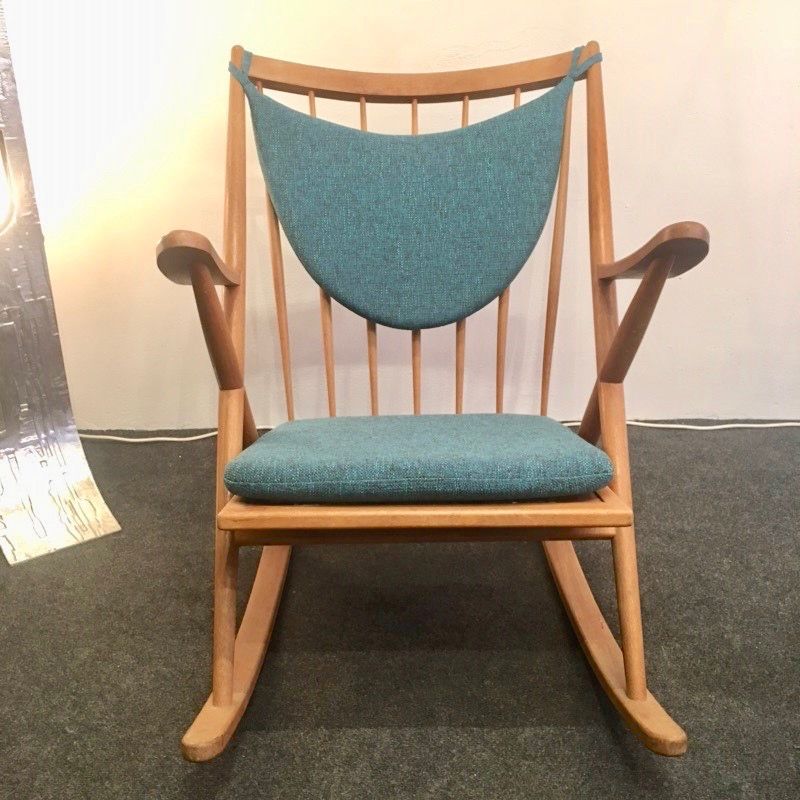 Vintage rocking chair for Bramin in blue fabric and wood 1960 - Design