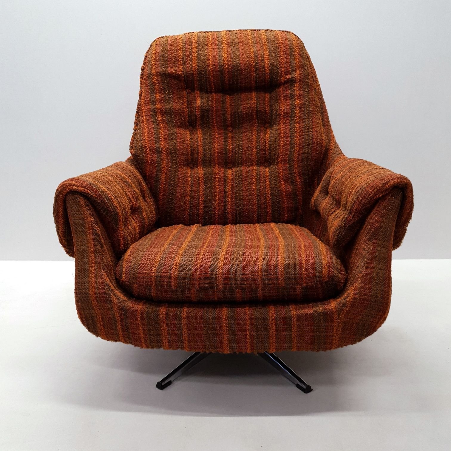 Vintage Lounge Chair Retro Swivel Egg, 1970s Design Market