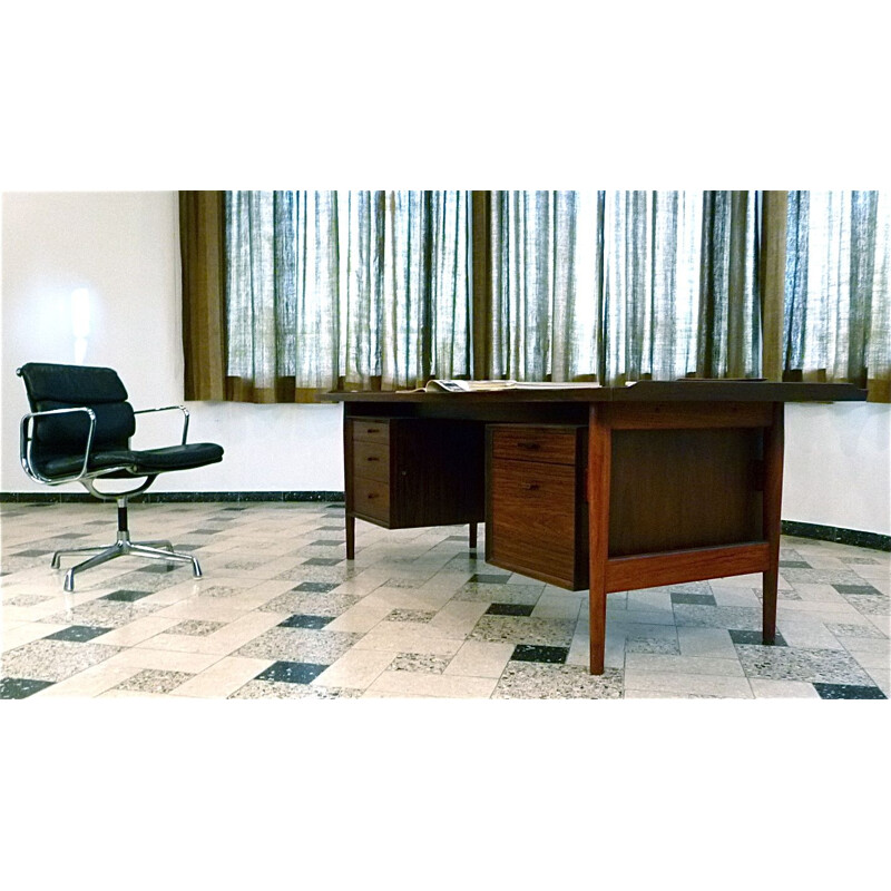Vintage Executive desk in rosewood by Vodder for Sibast, Denmark 1960