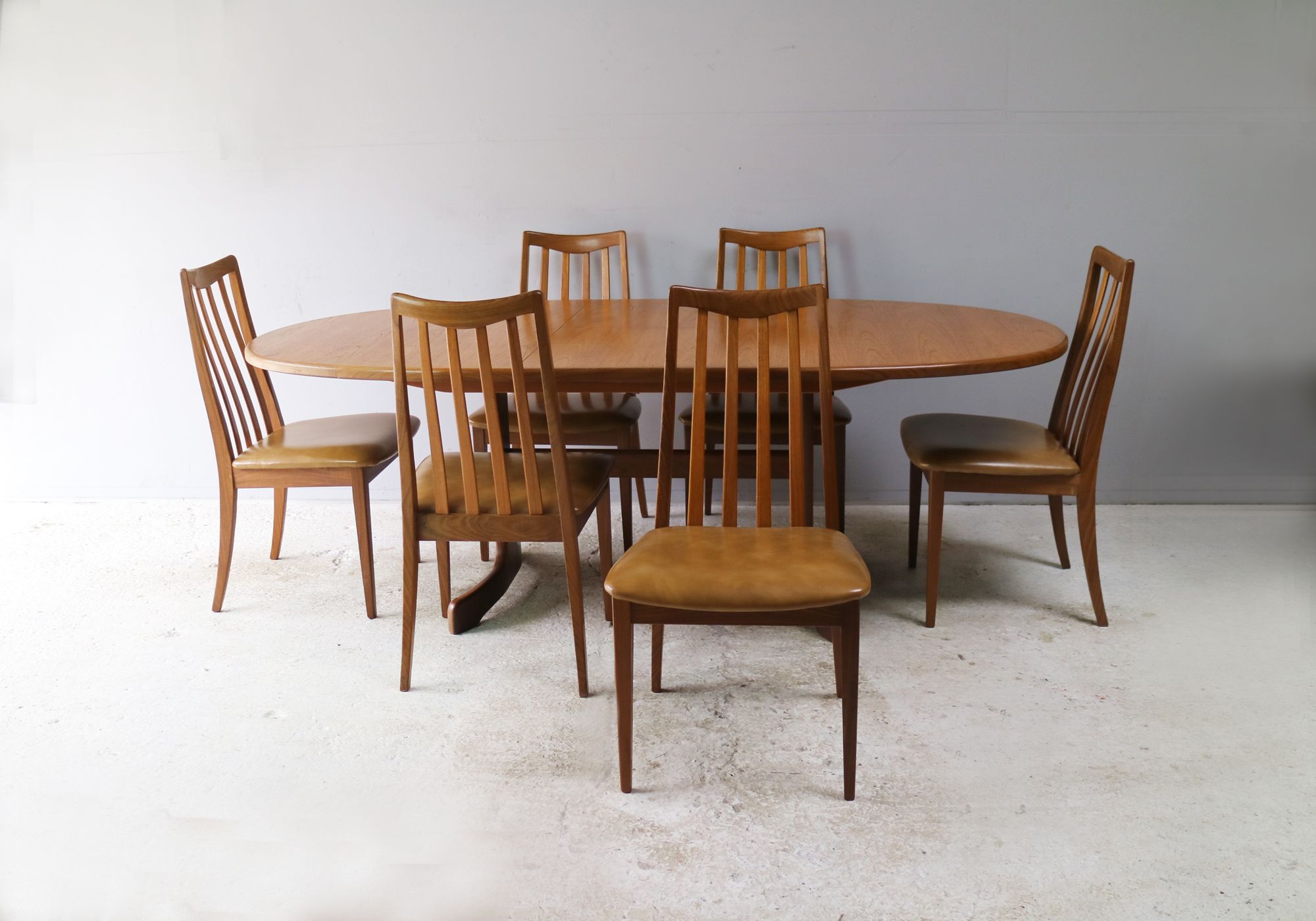 Set of 6 vintage dining chairs by G-plan,1970 - Design Market