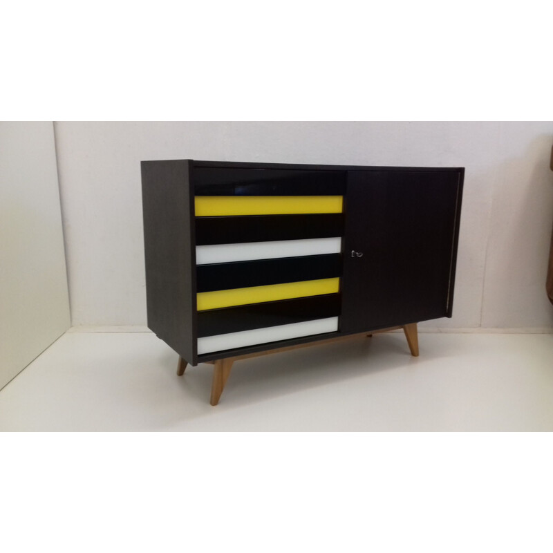 Vintage chest of drawers for Interier Praha in oak and plastic 1960s
