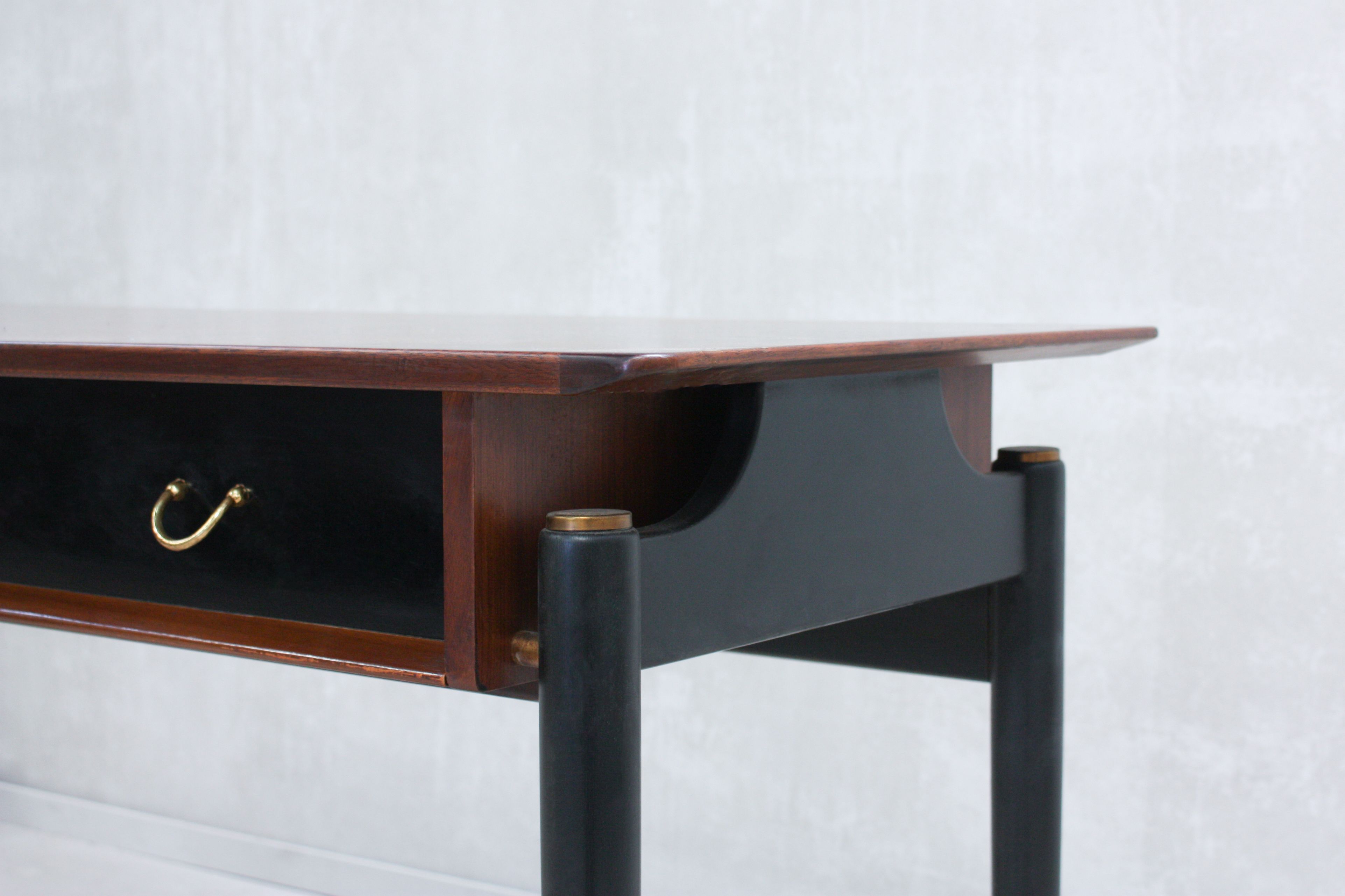 Vintage console Table from G-Plan, 1950s - Design Market