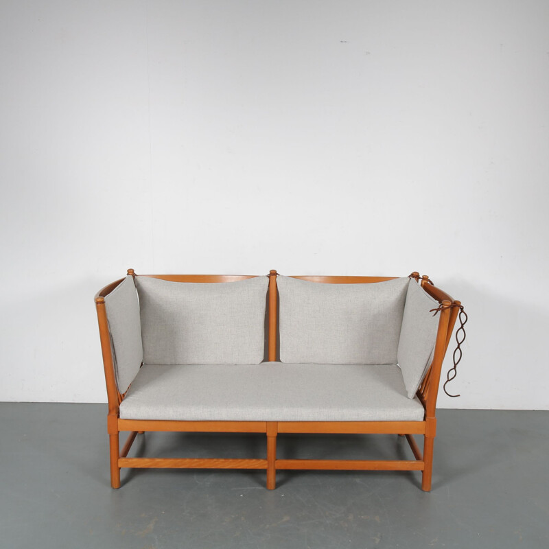Vintage beech sofa by Børge Mogensen for Fritz Hansen, Denmark, 1963