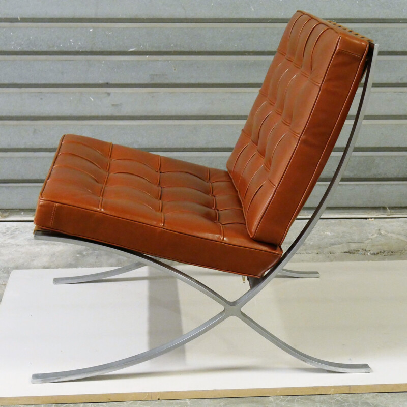 Vintage leather armchair model BARCELONA for Knoll international, 1964